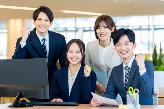 情シスアウトソーシングでコストを削減する具体的な方法
