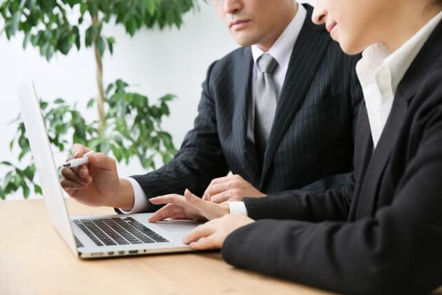 中小企業が情シスのアウトソーシングを選ぶ理由